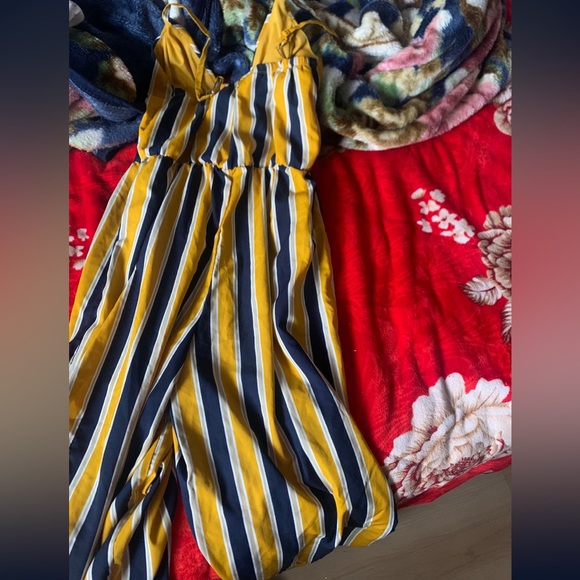 Slit Cut Jumper - Picture 2 of 2